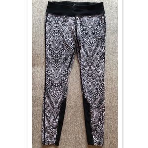 Nike Small Leggings Dri-Fit Black & White Zebra
